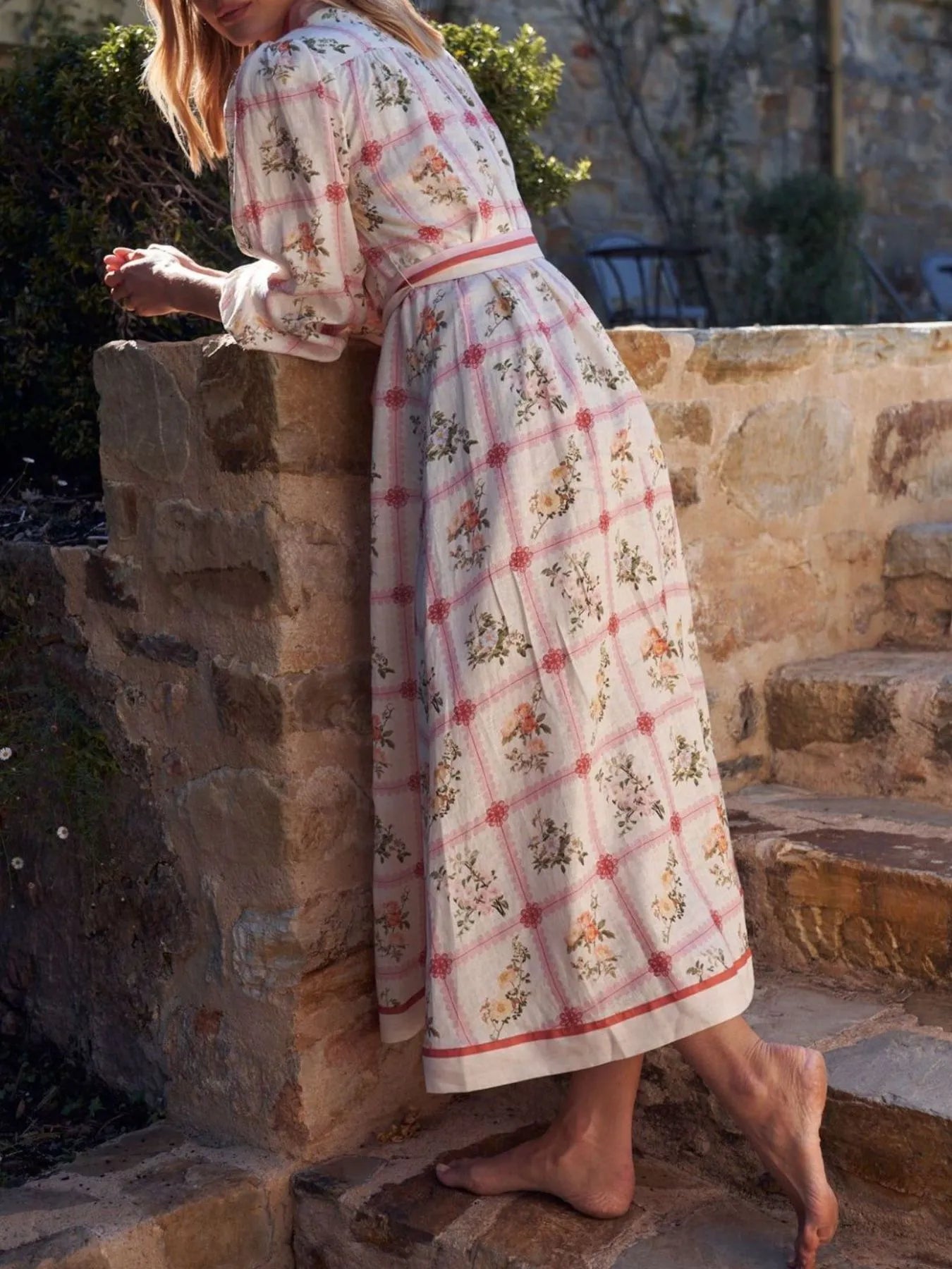 Printed Tie Waist Midi Dresses for Flattering, Stylish Summer Looks