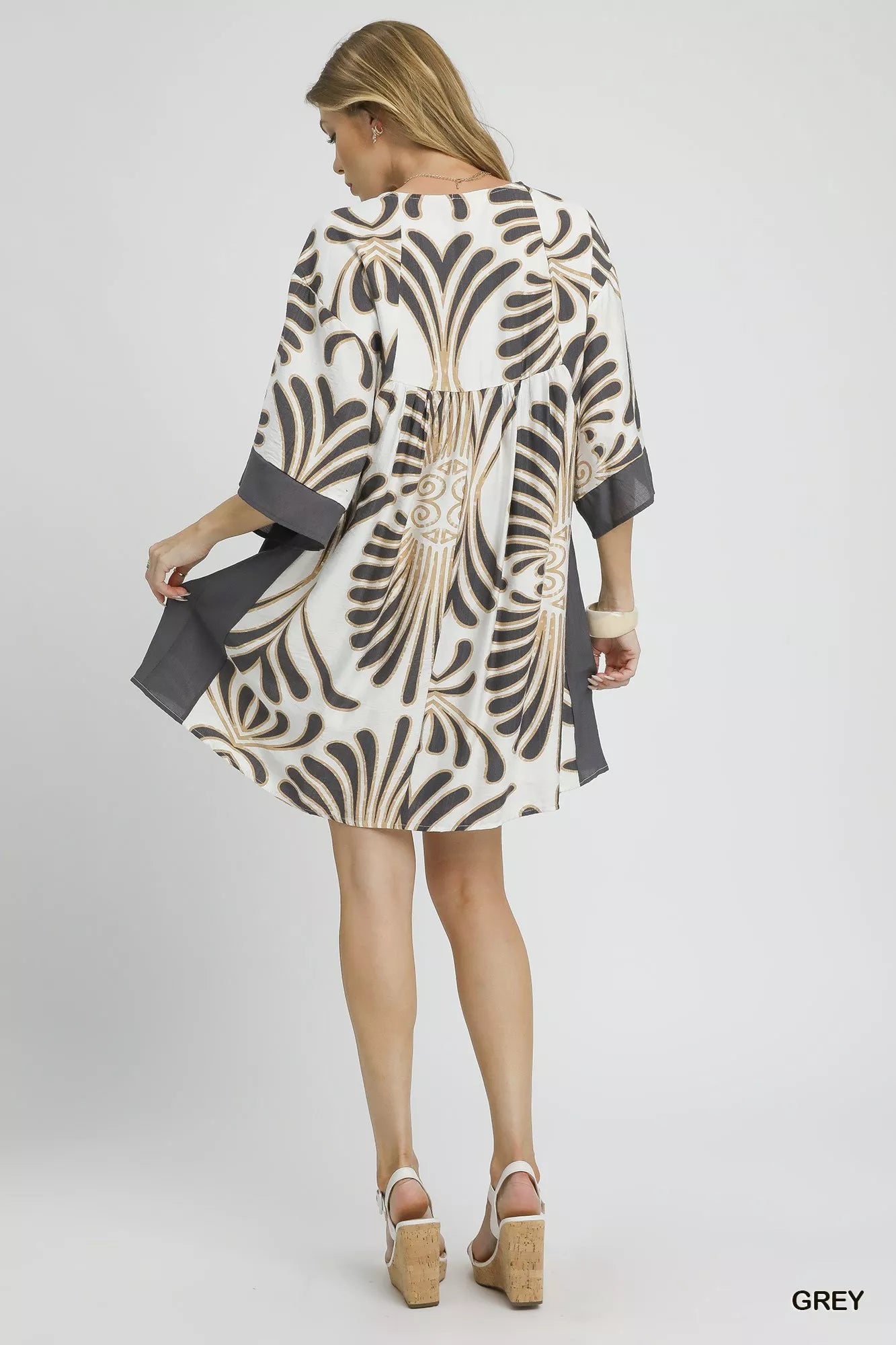 Umgee Abstract Print Kimono Sleeve Mini Dress - Stylish & Soft