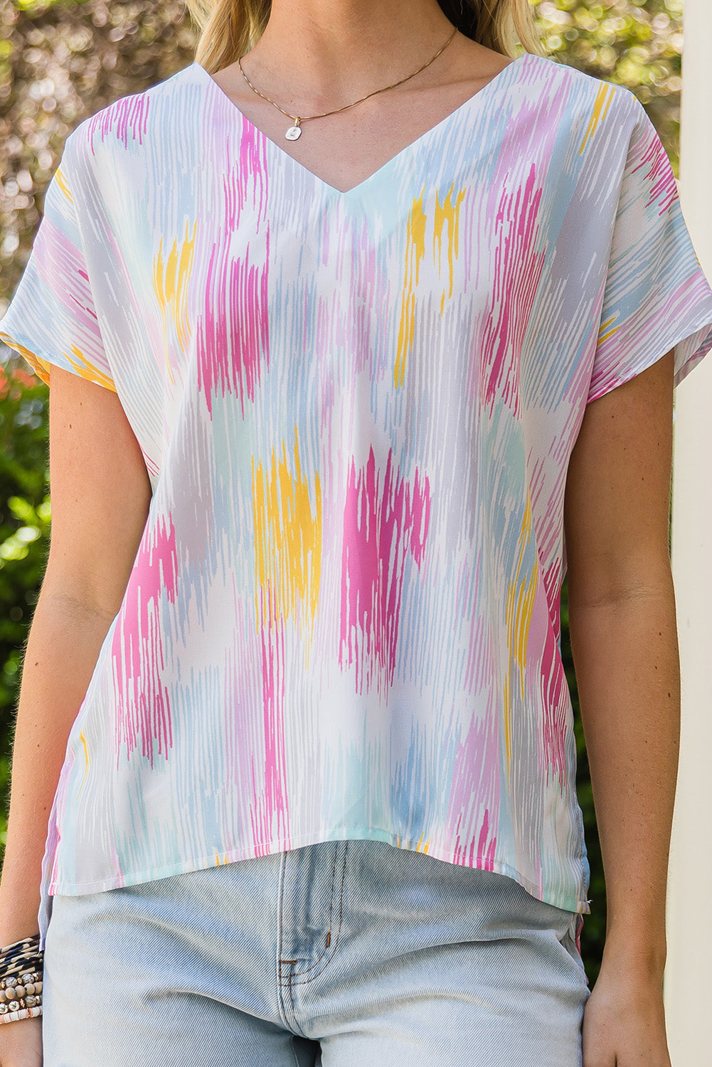High-Low V-Neck Top – Elegant, Flowy Style for Every Occasion