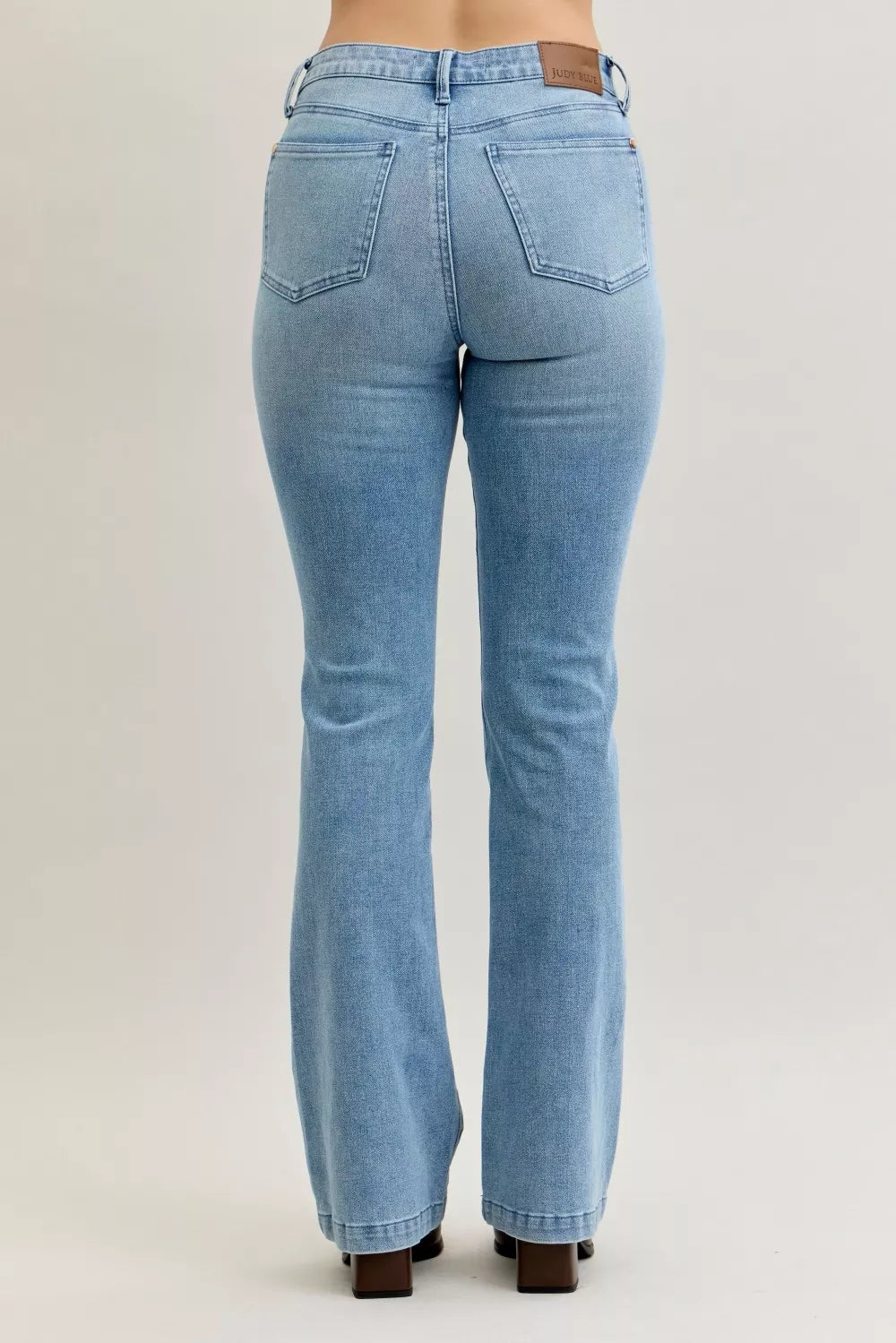 Mid Rise Bootcut Jeans – Judy Blue Plus Size with Contrast Wash