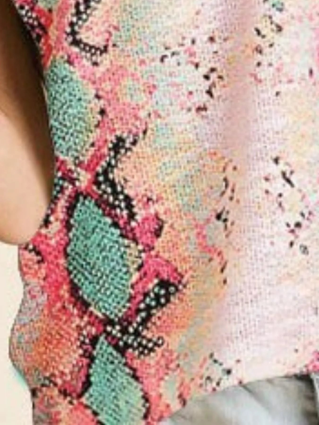 BiBi Snakeskin Low Gauge Sleeveless Top - Stylish & Lightweight Fit