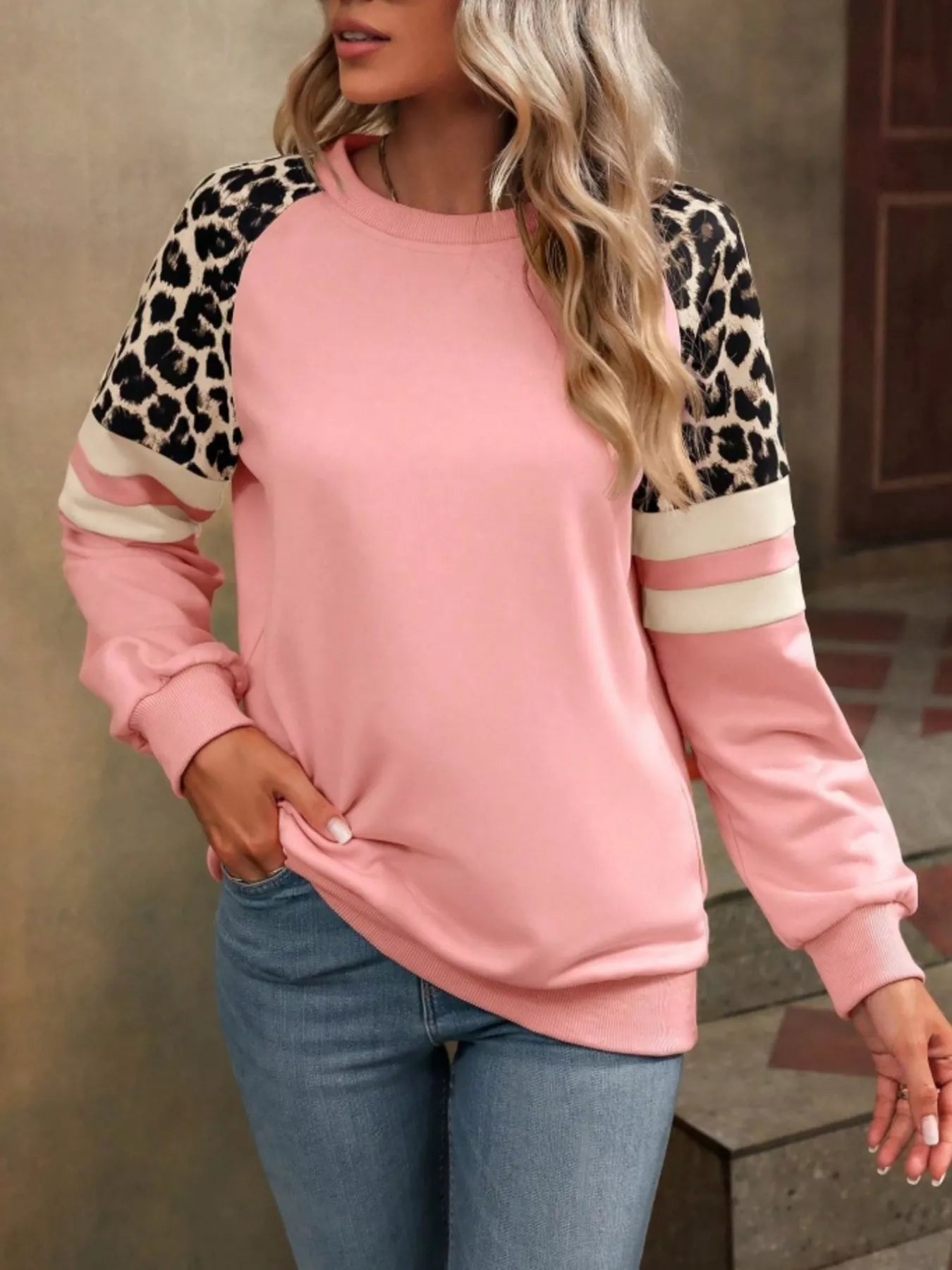 Leopard Round Neck Raglan Sleeve Sweatshirt – Bold & Cozy Style