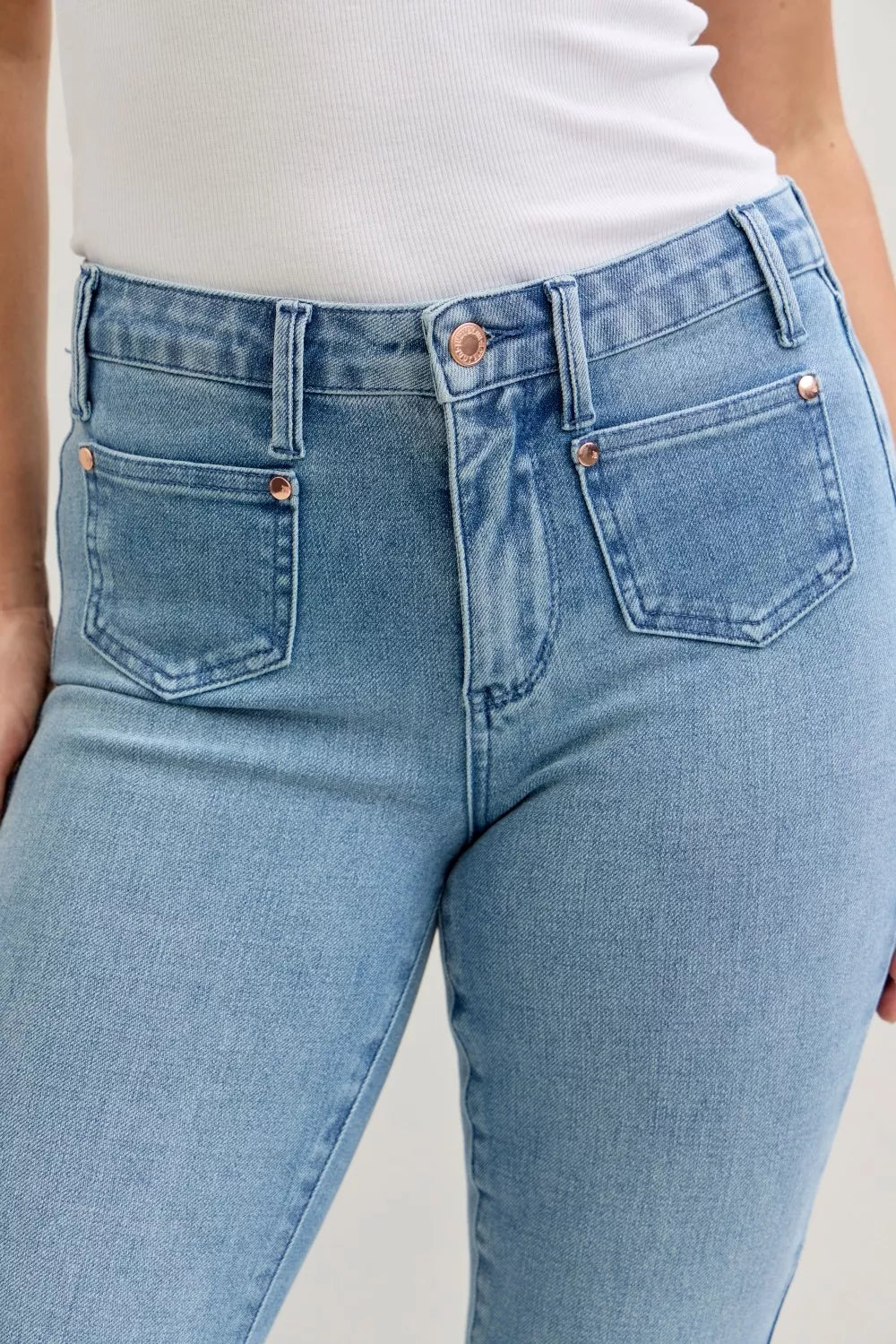 Mid Rise Bootcut Jeans – Judy Blue Plus Size with Contrast Wash