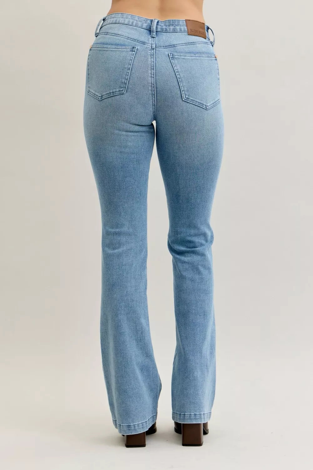 Mid Rise Bootcut Jeans – Judy Blue Plus Size with Contrast Wash