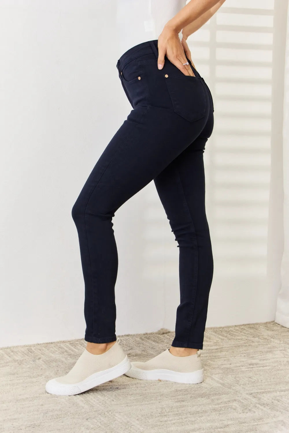 Judy Blue Tummy Control Skinny Jeans | Flattering Full Size Denim