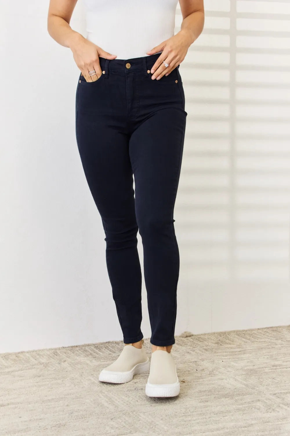 Judy Blue Tummy Control Skinny Jeans | Flattering Full Size Denim