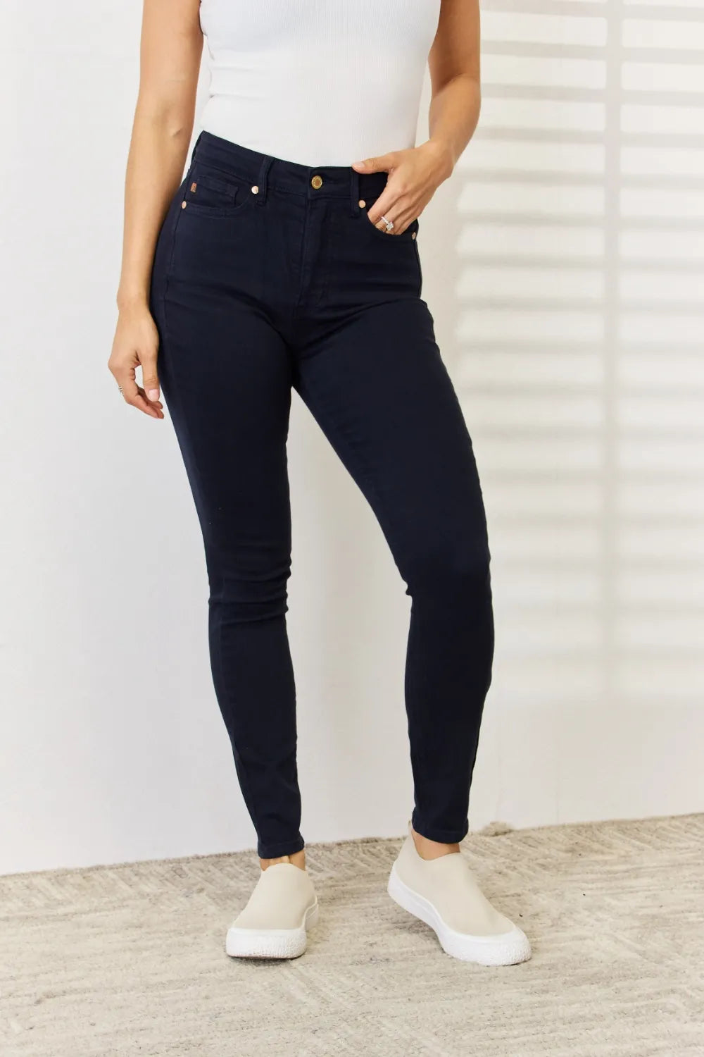 Judy Blue Tummy Control Skinny Jeans | Flattering Full Size Denim
