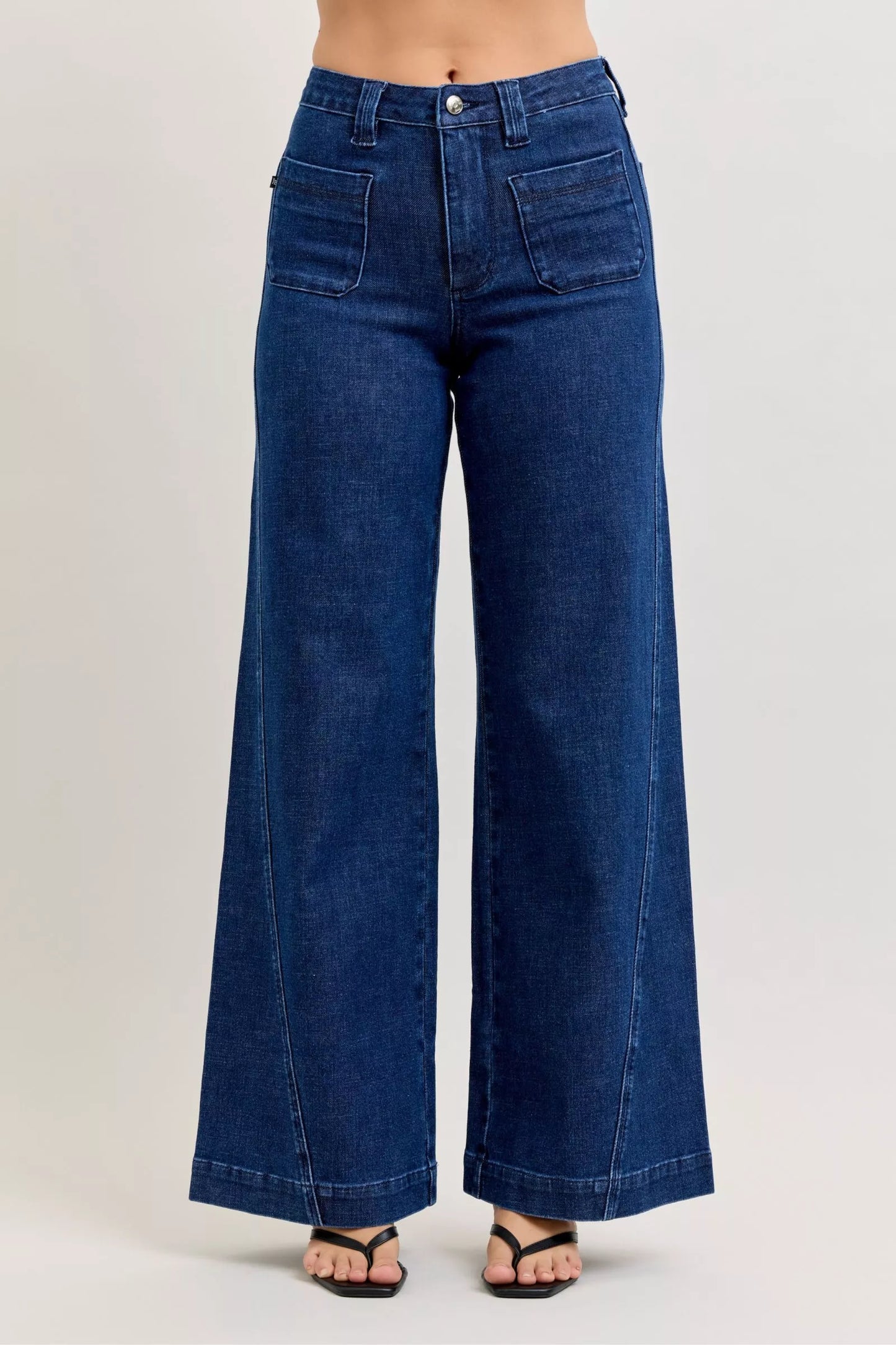 Judy Blue High-Waisted Retro Wide Jeans w/ Patch Pockets
​