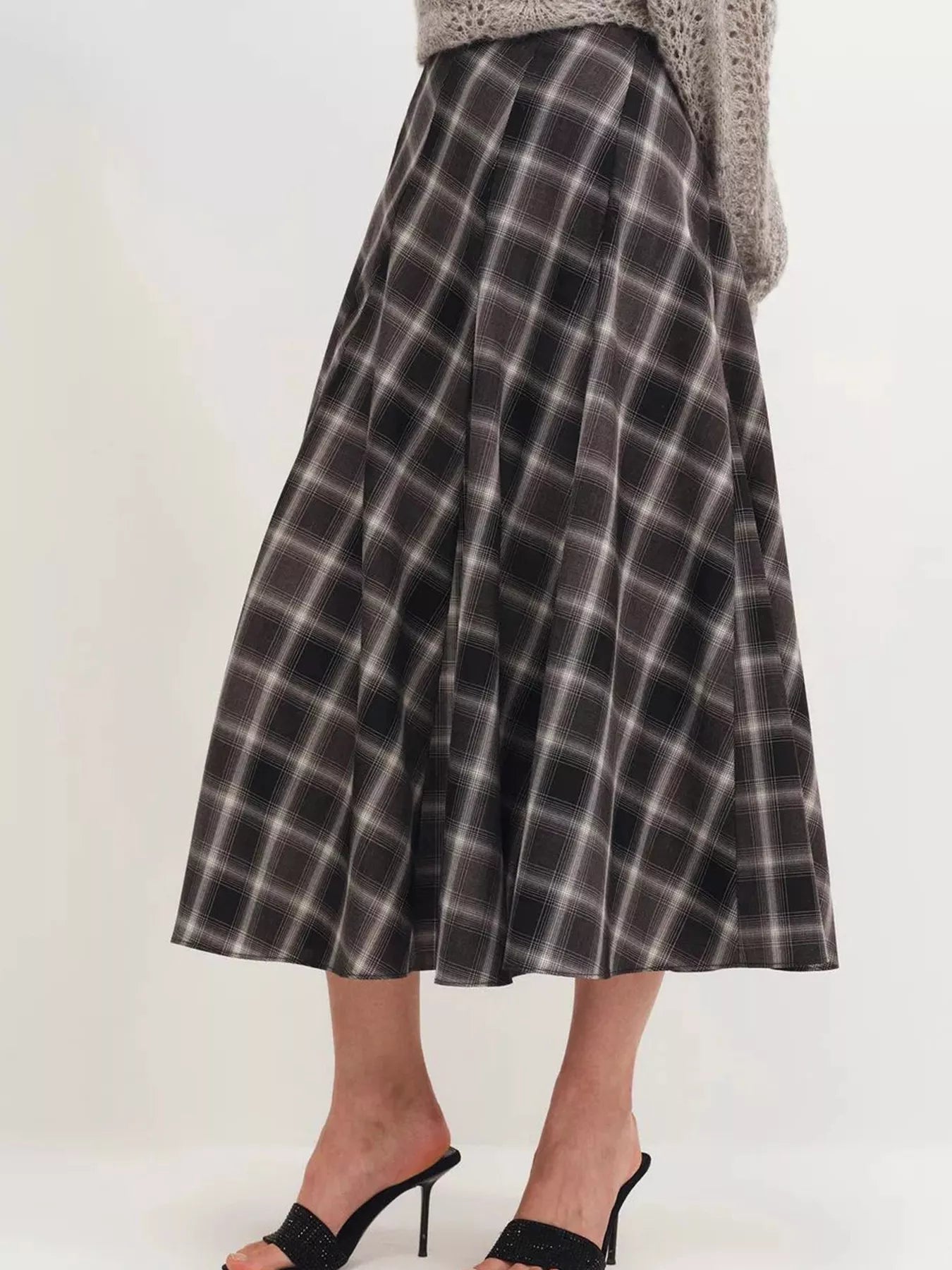 Plaid Midi Skirt | Chic Women’s Fashion for Work, Weekend & More