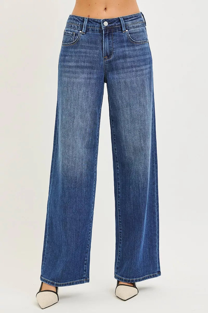 RISEN slouchy baggy jeans front view with relaxed fit in cotton lyocell blend, casual women’s denim with pockets