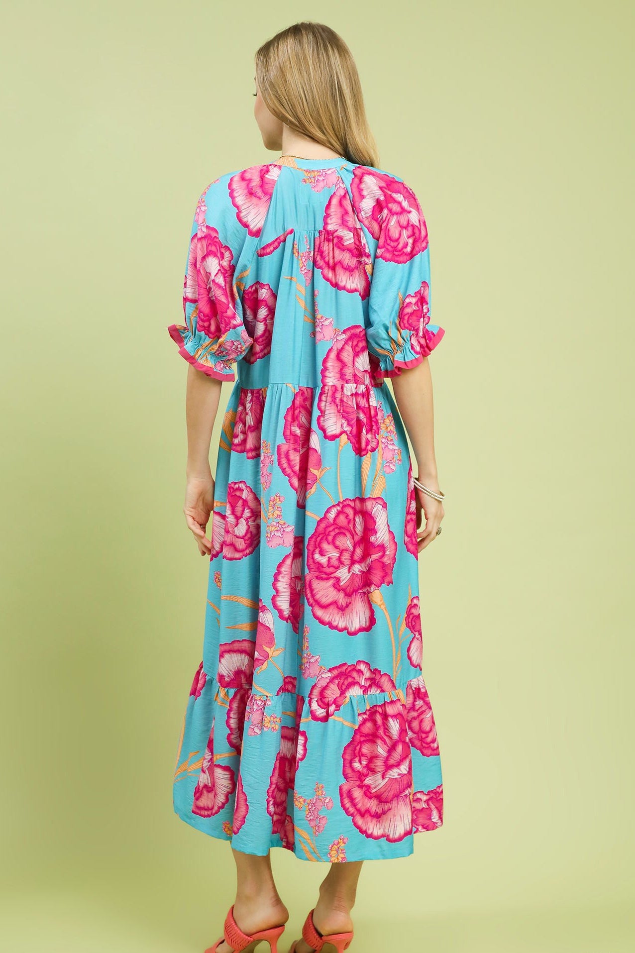 Umgee floral print midi dress back view contrast trim ruffled hem no stretch