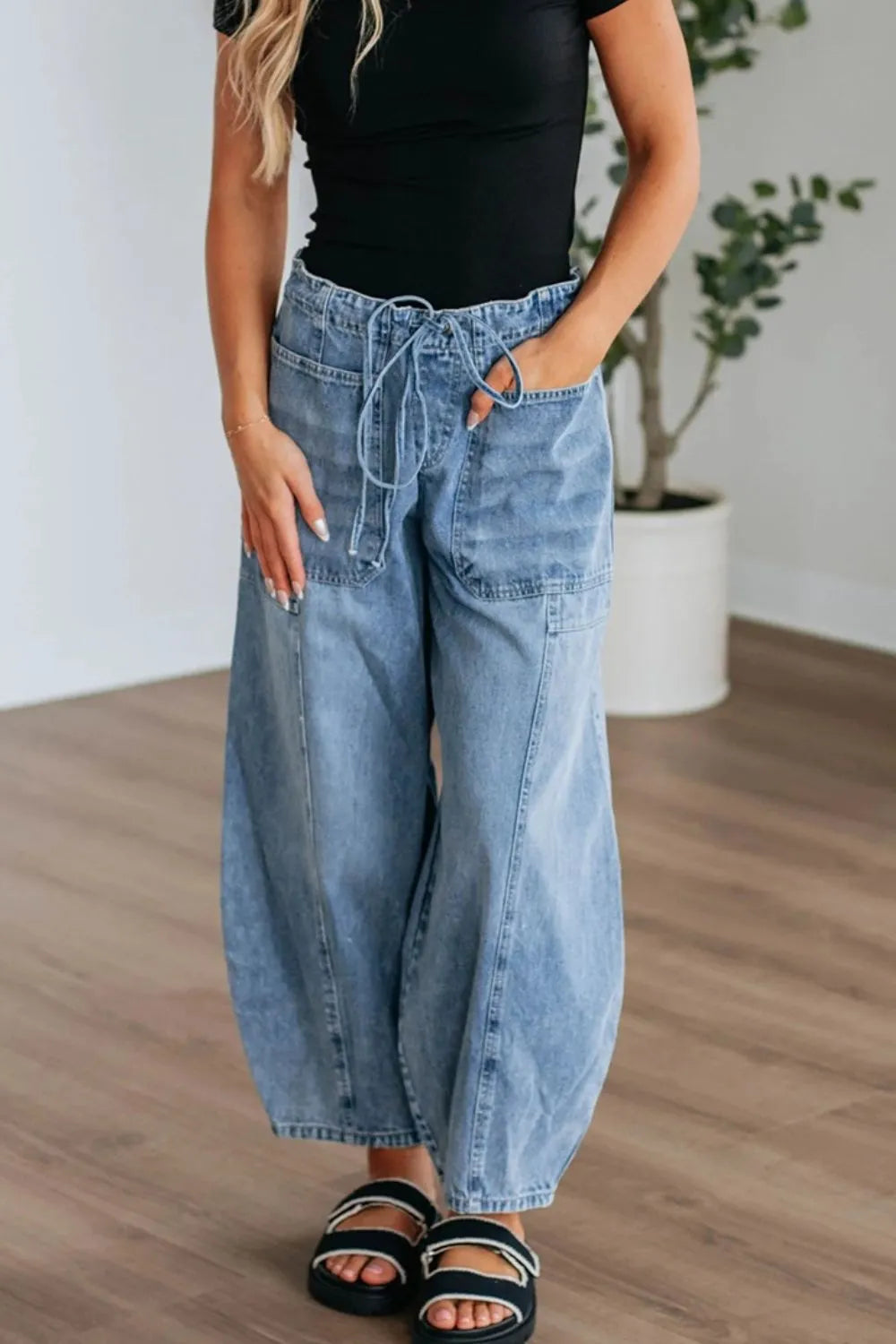 Wide Leg Drawstring Jeans | Relaxed Fit & Trendy Casual Style
